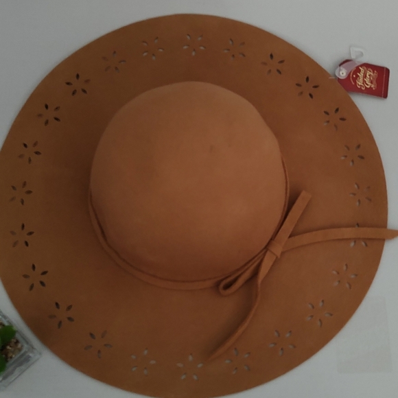 Hat Women Girls Faded Glory Wool Warm Size M/L Brown New With tag - Picture 4 of 7